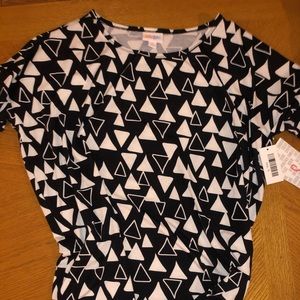 Small Lularoe Irma Shirt